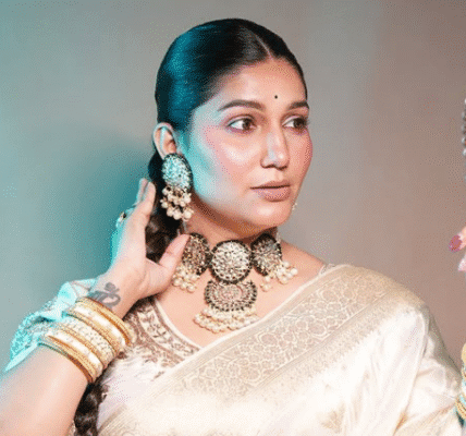 Sapna Choudhary modren look